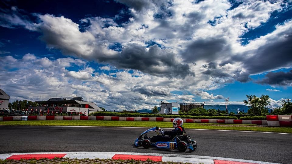 Samuel Uváček na motokáre počas preteku Slovenského kartingového pohára 2026